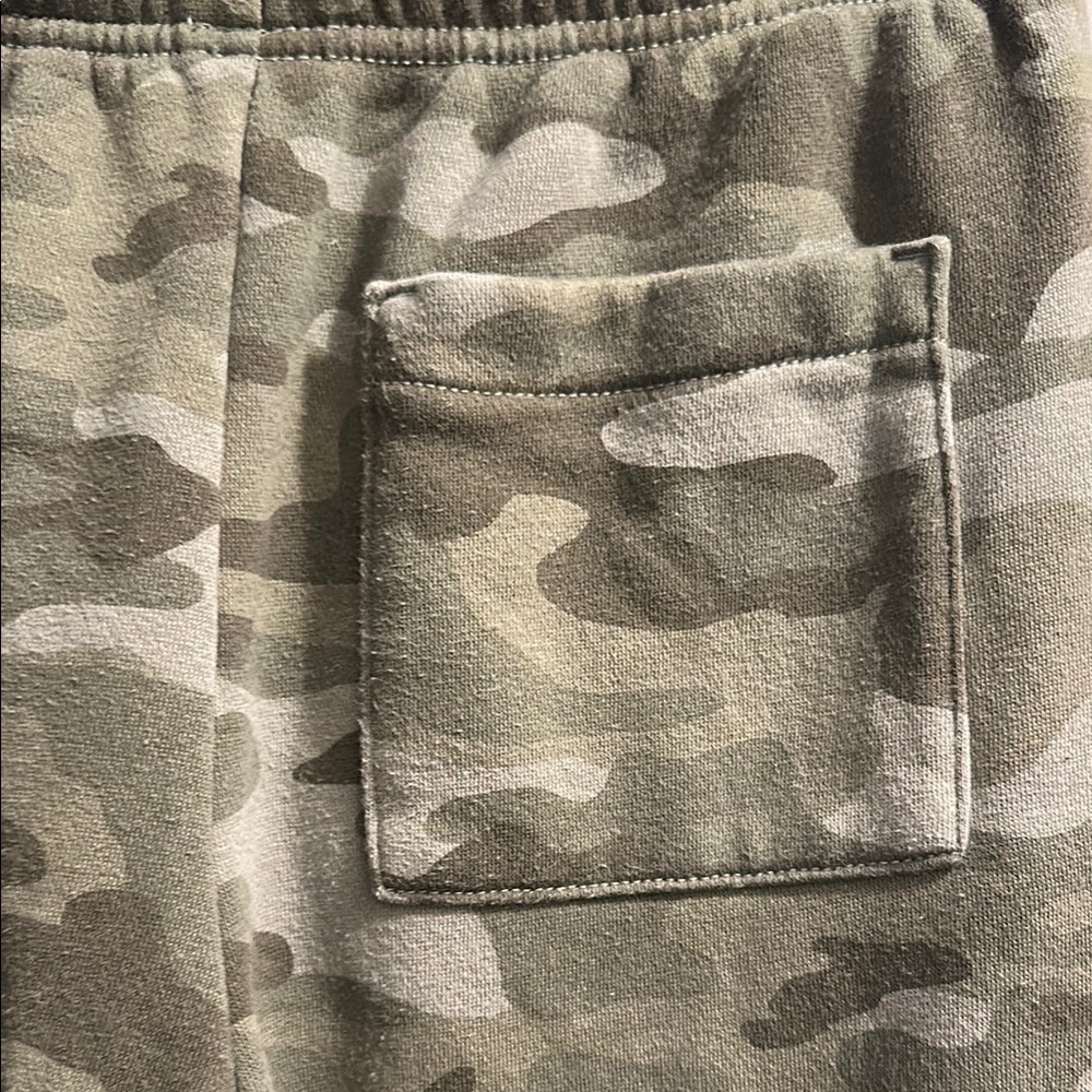GAP Green Camouflage Sweatpants with Elastic Waistband - Picture 6 of 7